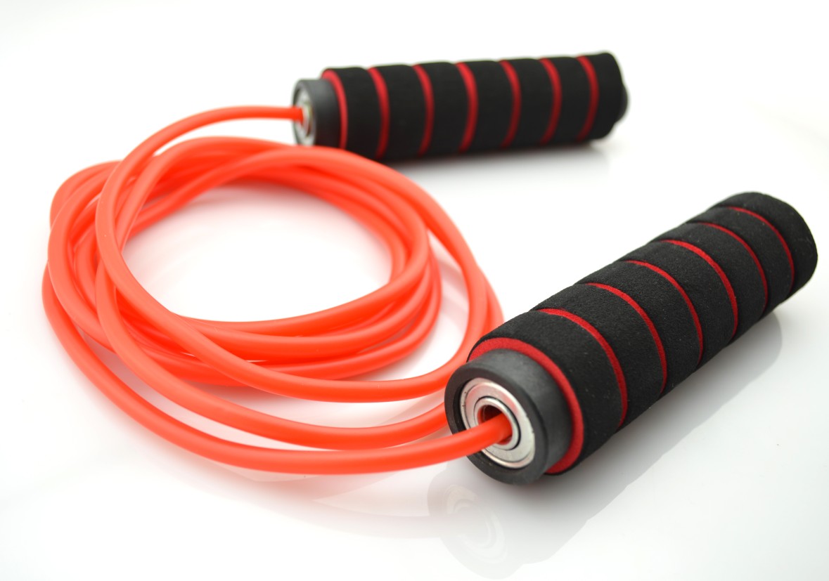 red jump rope (with bearing)