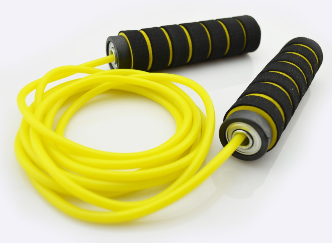 yellow jump rope (with bearing)